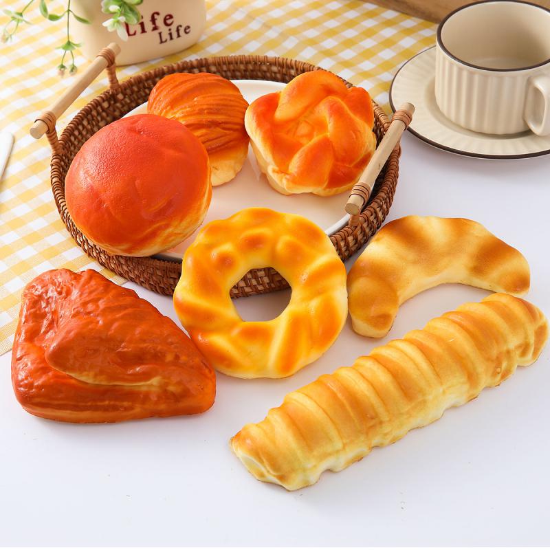 Kitchen Set Bakery - Künstliches Brot-Set aus PU, lebensechte künstliche